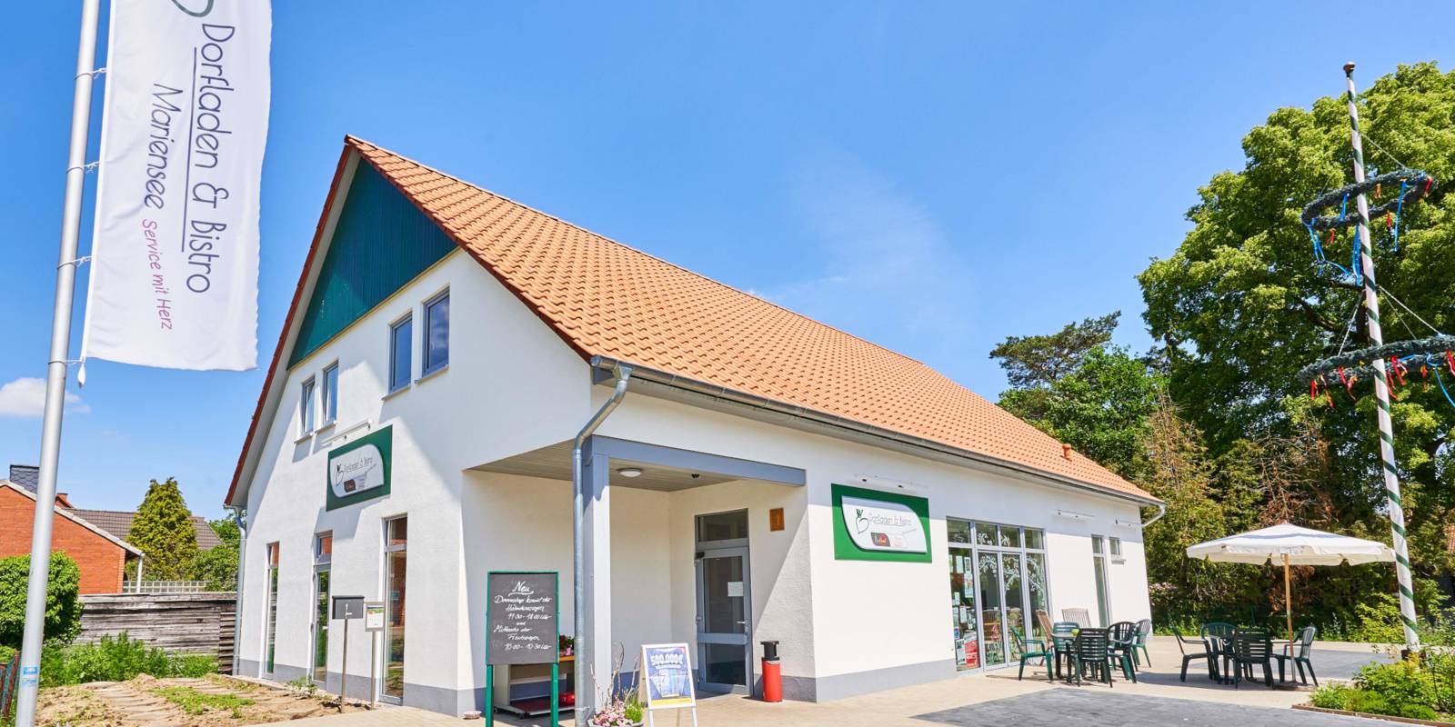 Blick auf den Dorfladen Mariensee