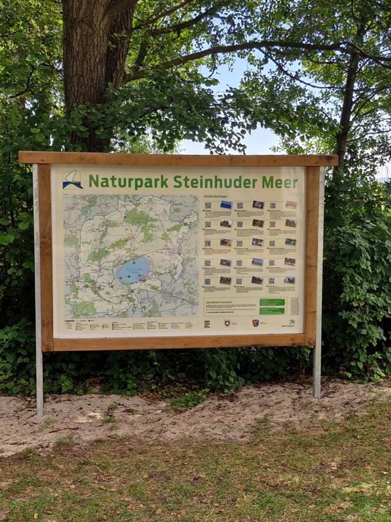 Infotafel am Ufer des Steinhuder Meeres