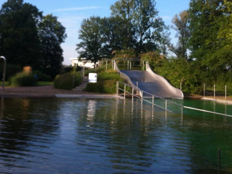 Das Naturbad Hainholz im Sommer