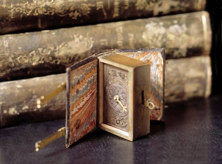 Ein kleine Apparatur in Buchform