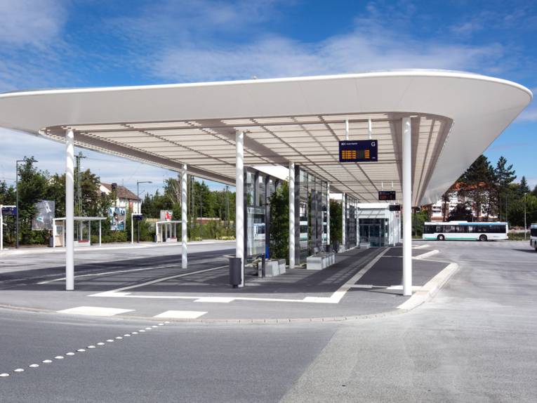 Neubau des Zentralen Omnibusbahnhofs in Neustadt am Rübenberge, Region Hannover.