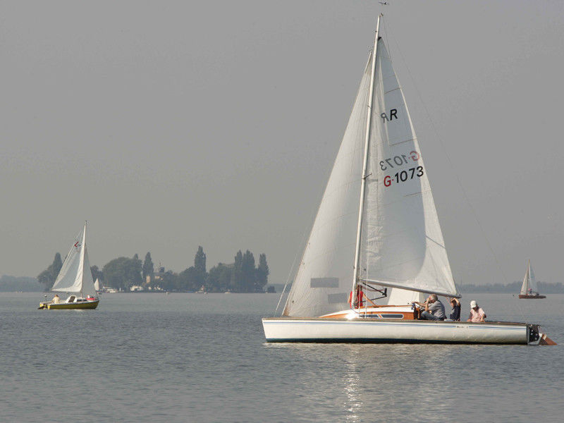 Segelboot auf dem Steinhuder Meer Segelboot auf dem Steinhuder Meer
